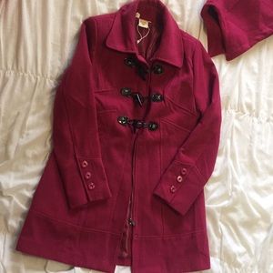 Available brand fuschia Peacoat. Size M